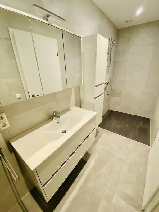 Brand New 3 Bedrooms With Terrace And Parking - 142-92 Luxembourg Luxembourg